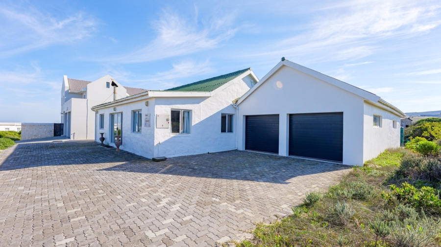 3 Bedroom Property for Sale in Suiderstrand Western Cape